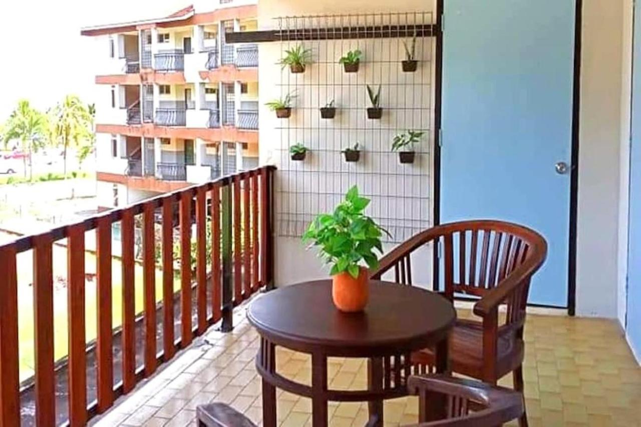 Bagan Pinang Guest House Port Dickson Exteriör bild